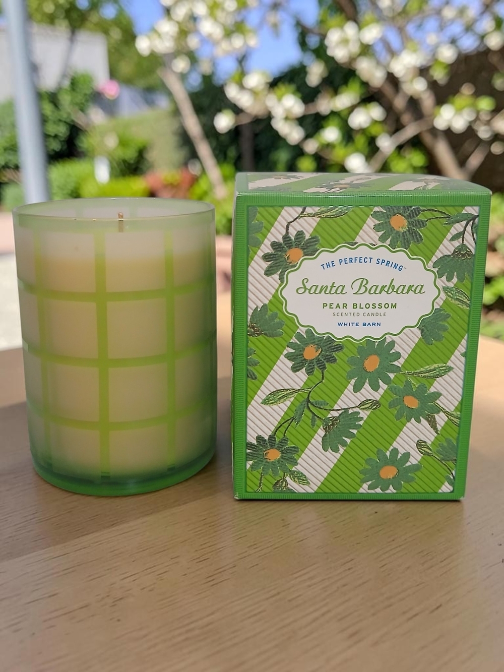 White Barn Green Floral Pear Blossom Candle